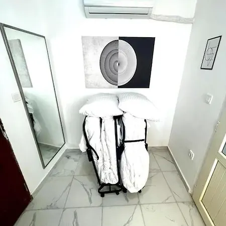 And Budget Friendly B7 Apartament