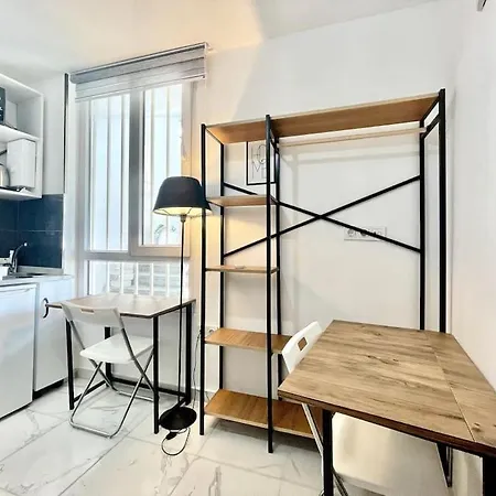 Apartmán And Budget Friendly B7 Antalya